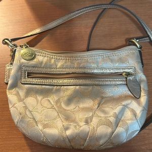 Coach Crossbody bag good conditions.